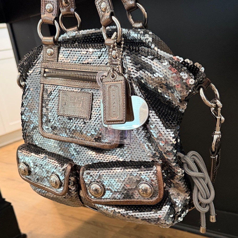 Coach Poppy Sequin Shoulder Bag in Gold and Silver - Picture 8 of 12